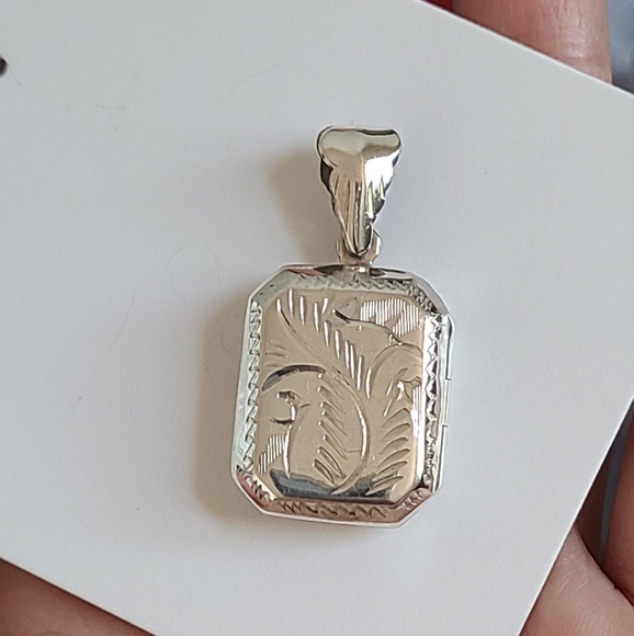 Vintage Chunky Square Sterling Silver Filigree Engraved Floral Locket Pendant - Picture 11 of 13